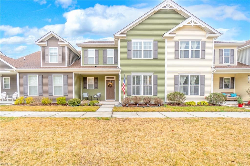 2205 Martlet LN
