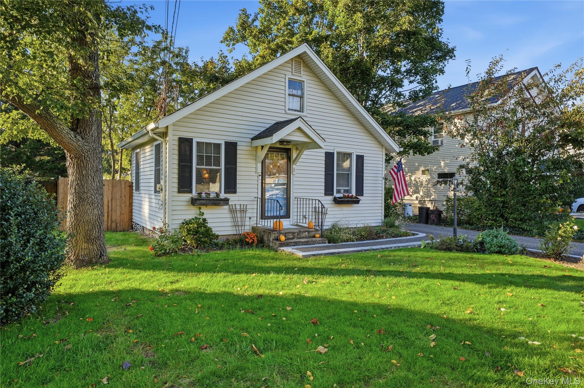 8 South Avenue
