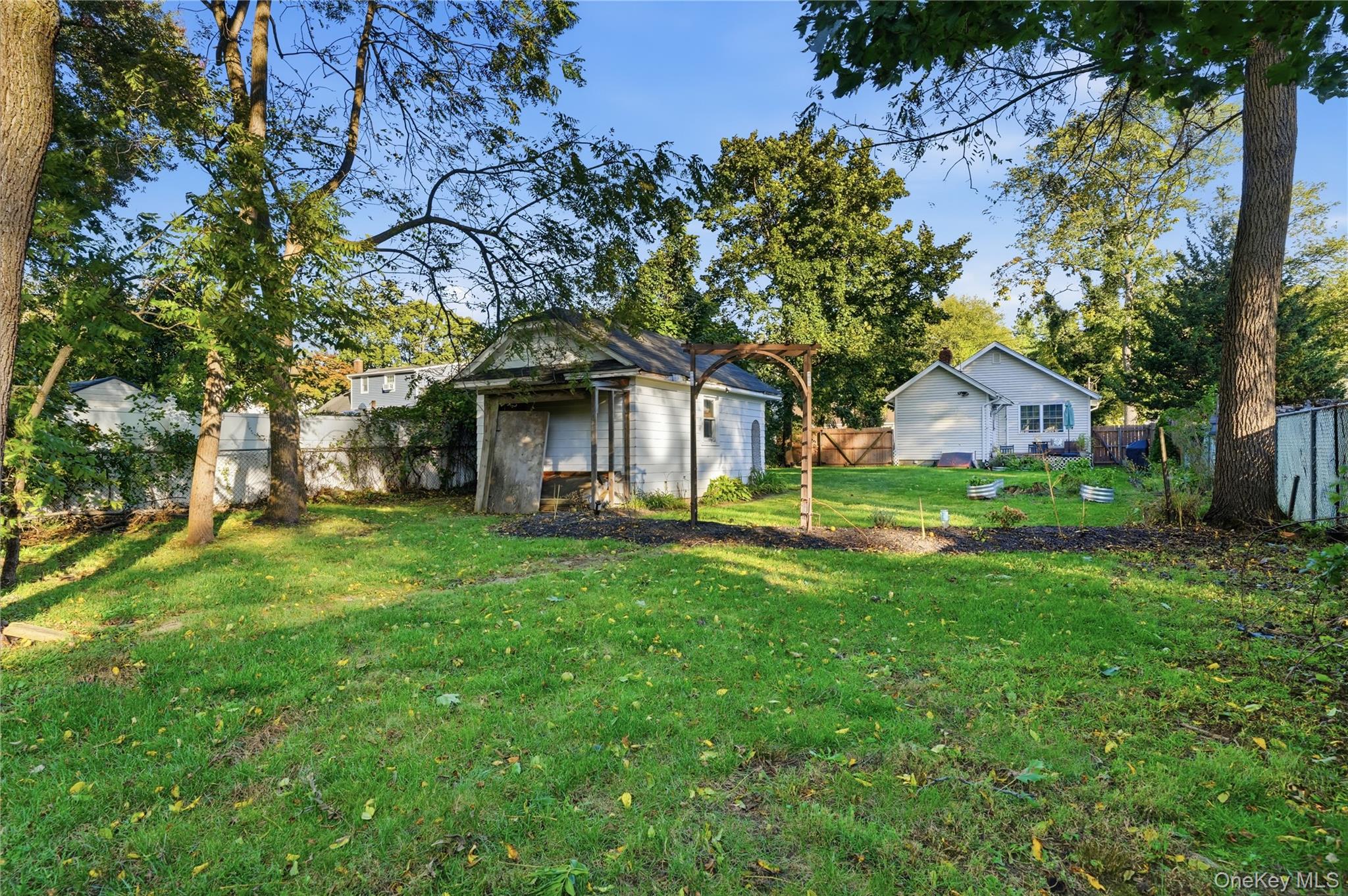 8 South Avenue