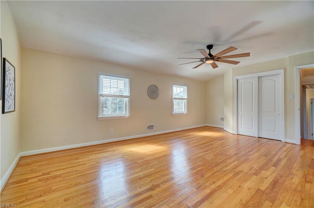 4656 John Alden RD
