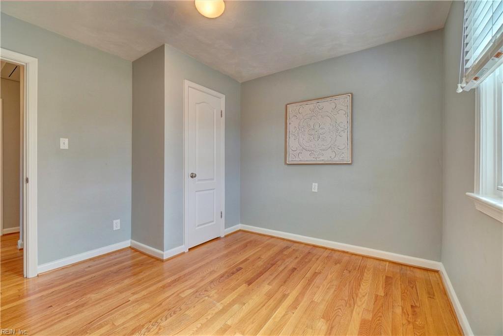 4656 John Alden RD