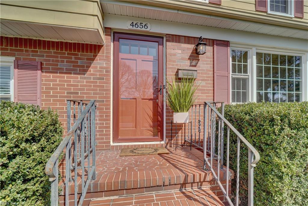 4656 John Alden RD