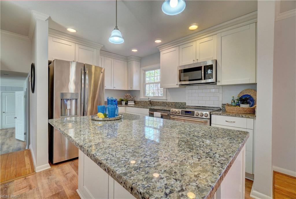 4656 John Alden RD