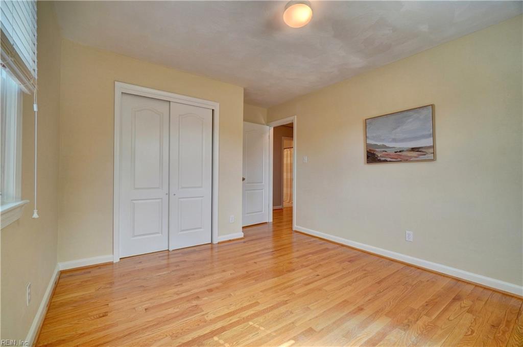 4656 John Alden RD