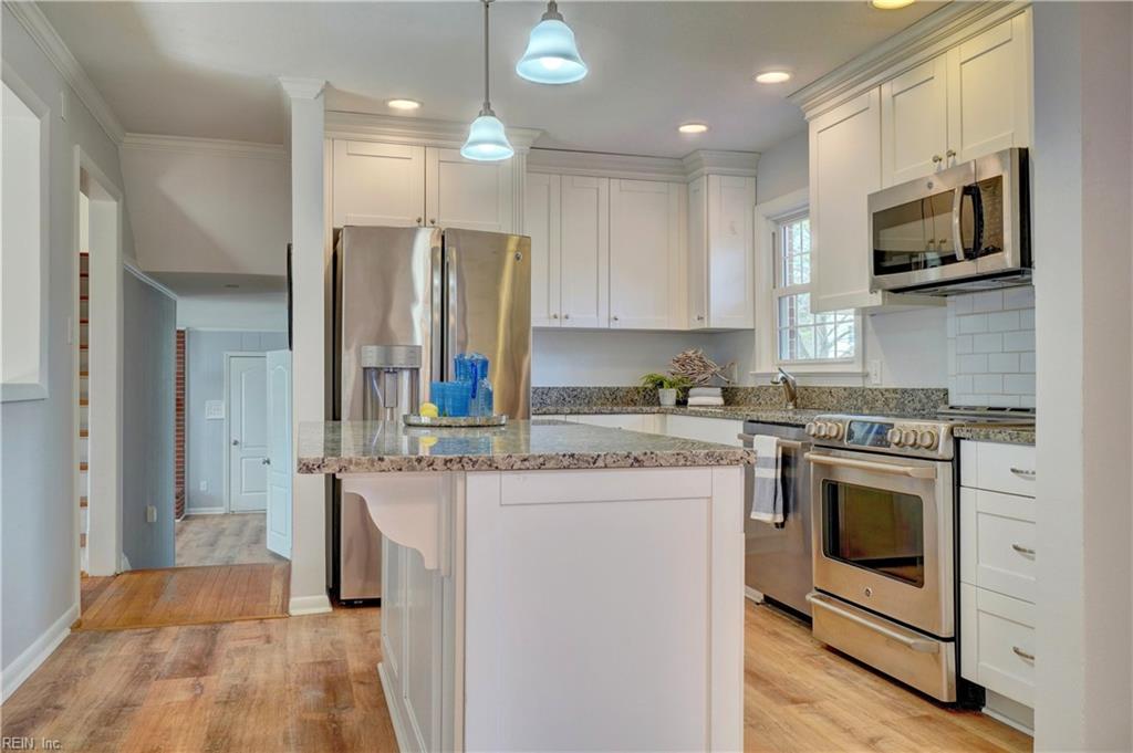 4656 John Alden RD