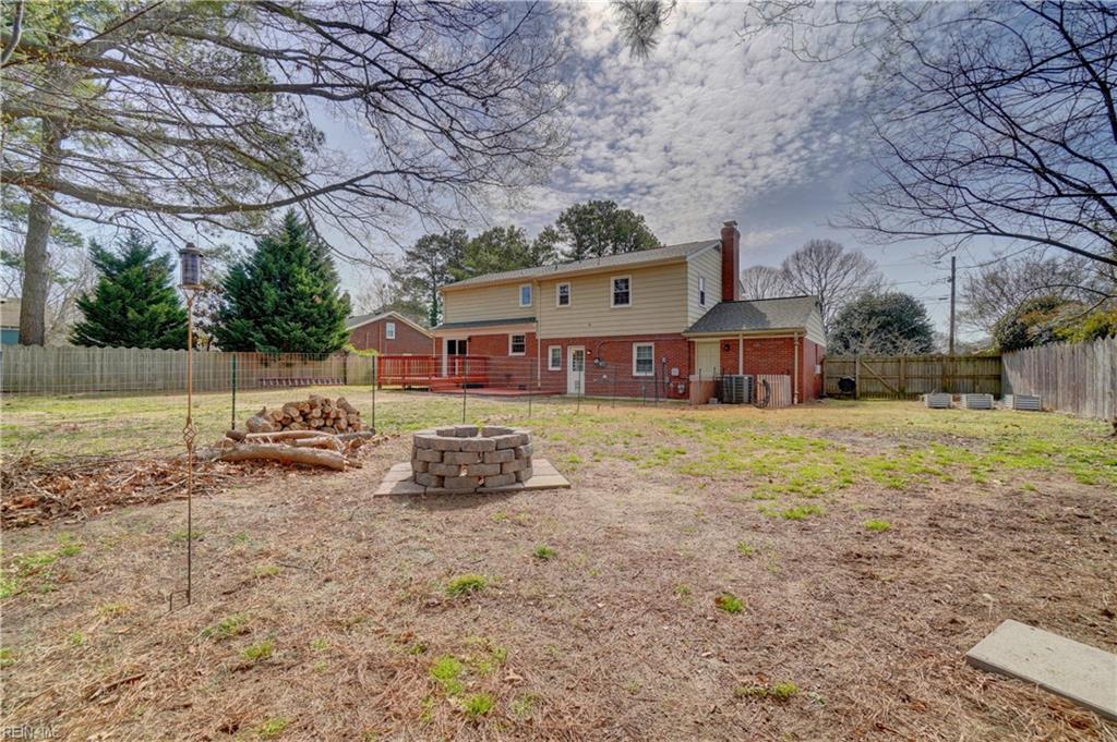4656 John Alden RD