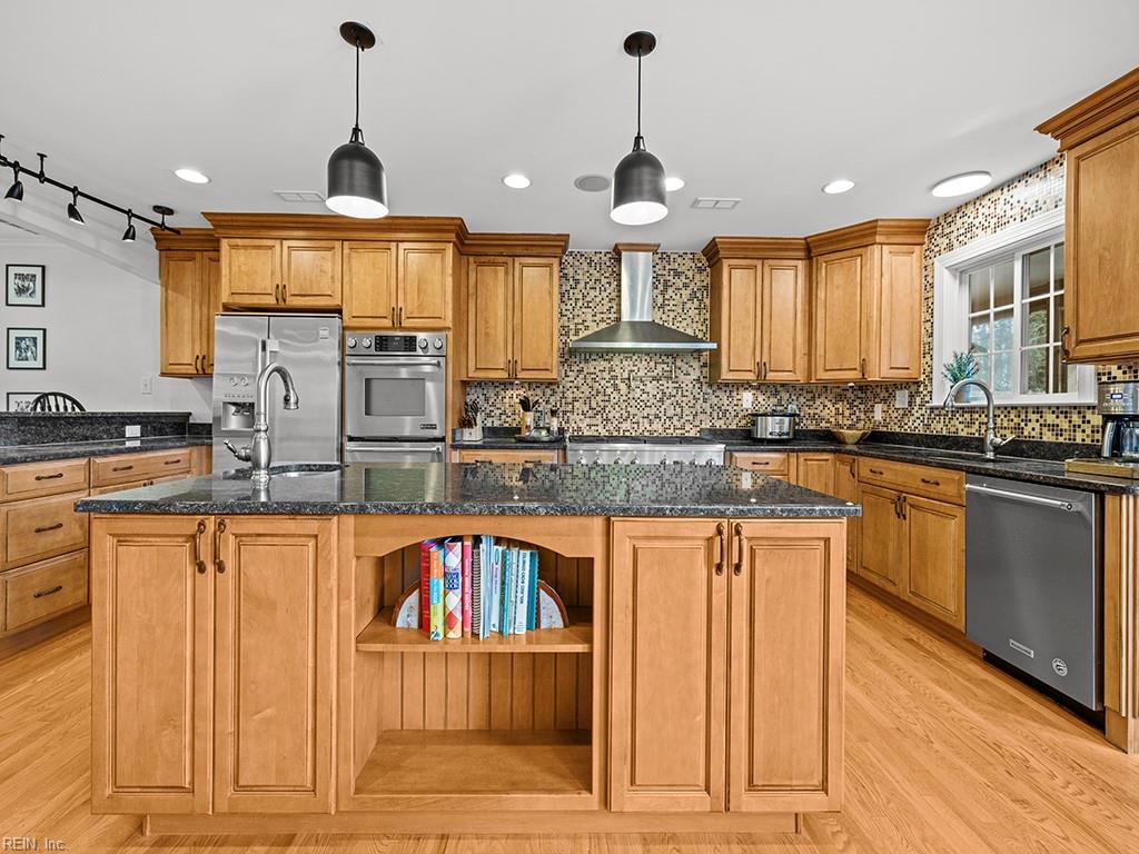916 Baillio DR