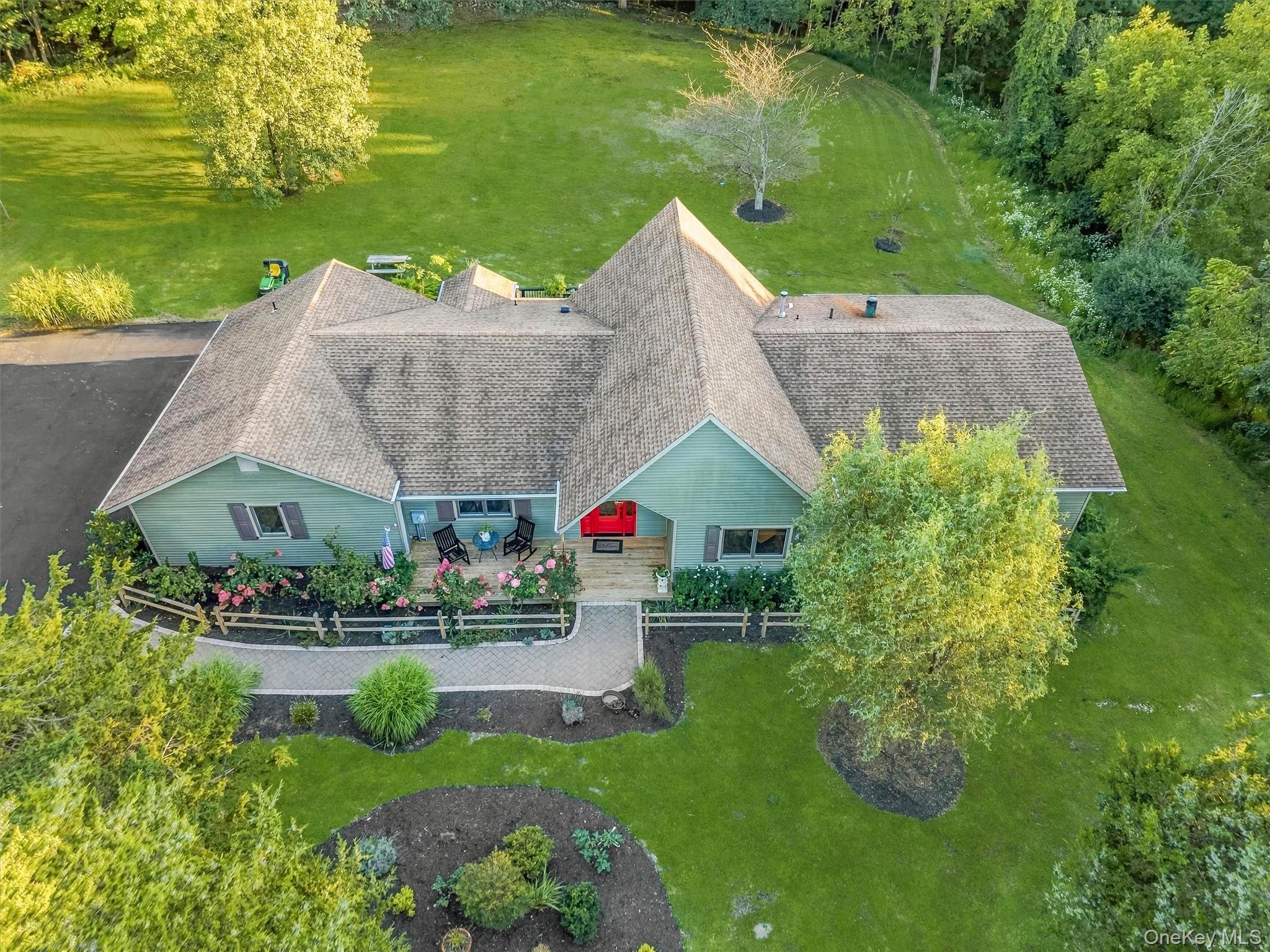 12 Whitefield Avenue