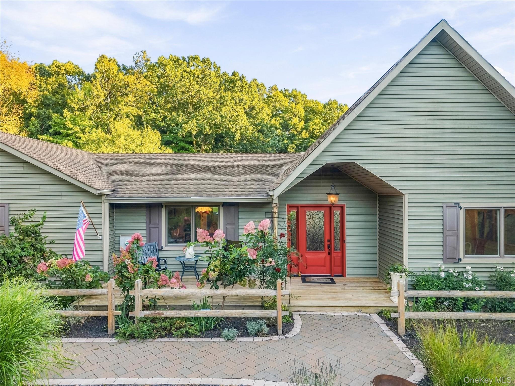 12 Whitefield Avenue