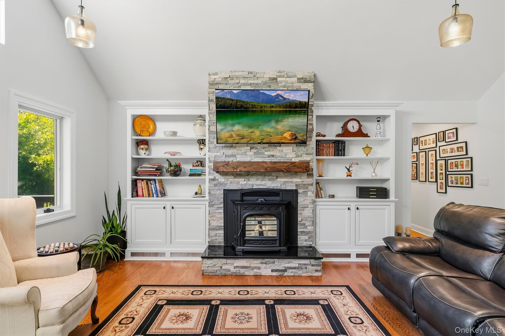 12 Whitefield Avenue
