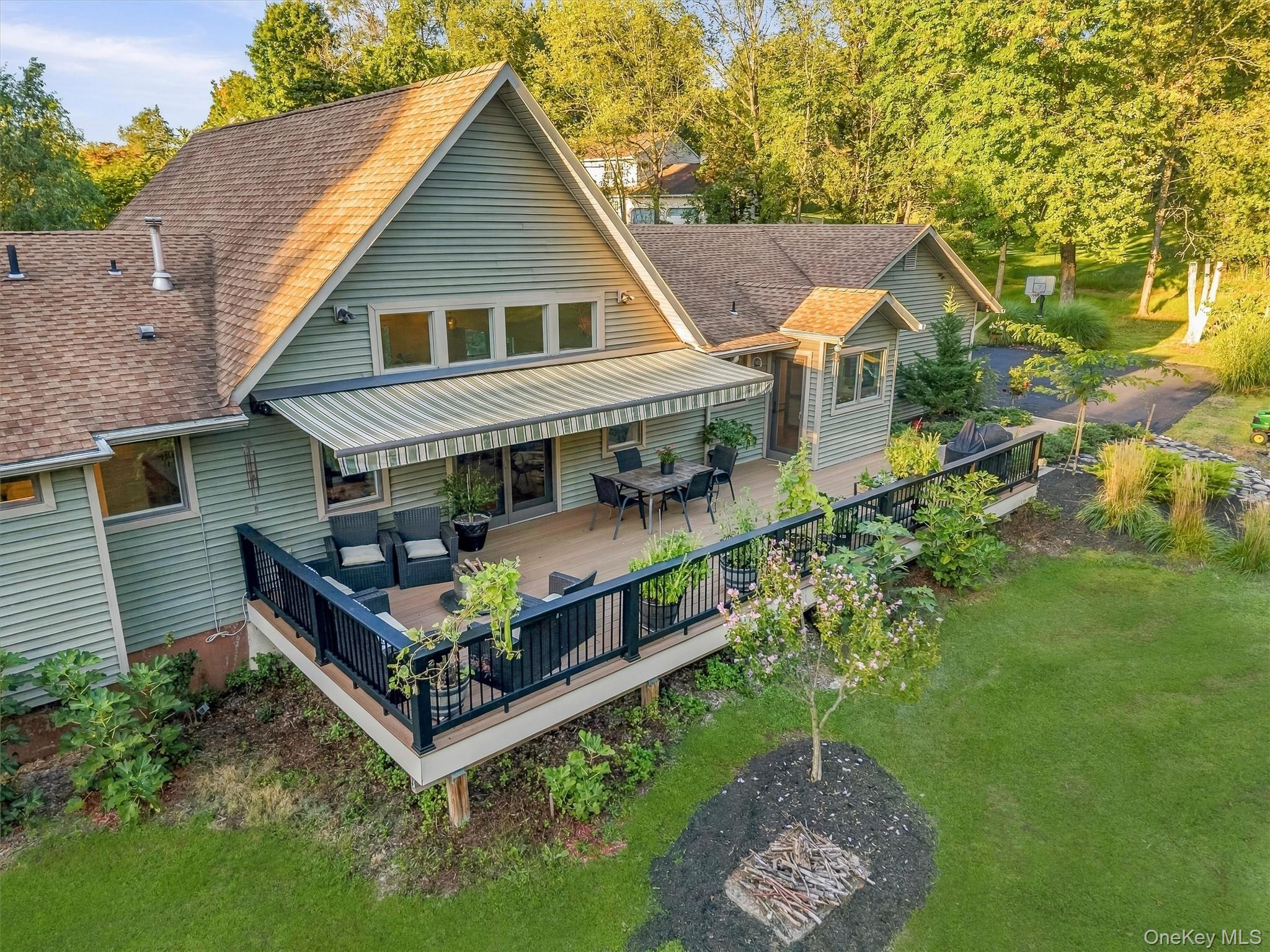12 Whitefield Avenue