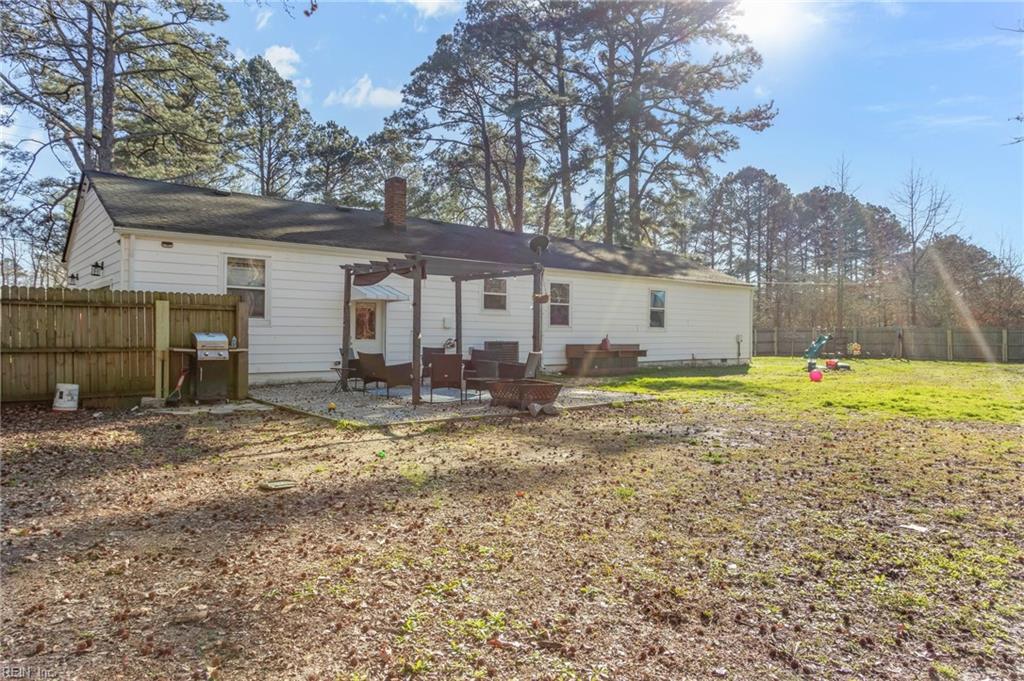 320 Peaceful RD
