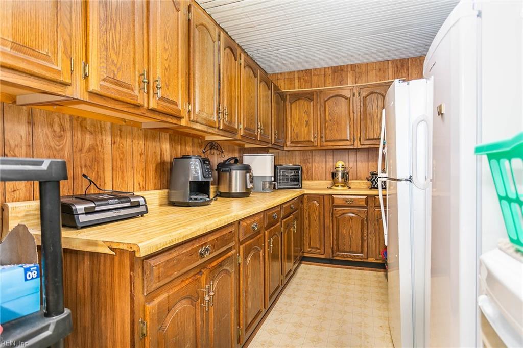 135 Mineral Spring RD