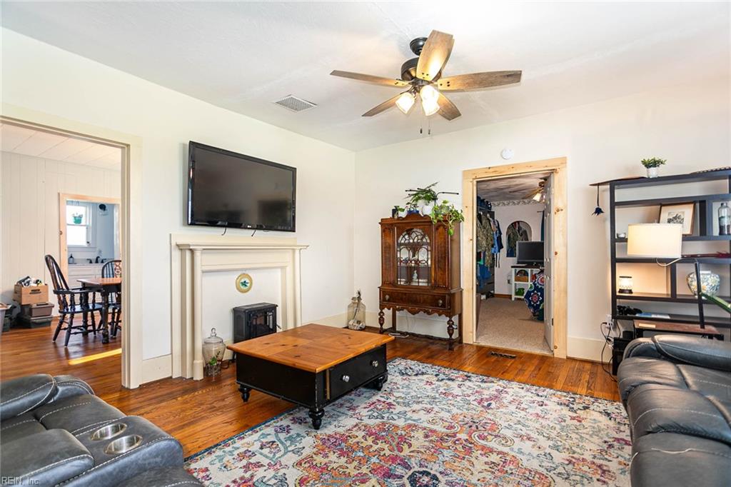 135 Mineral Spring RD