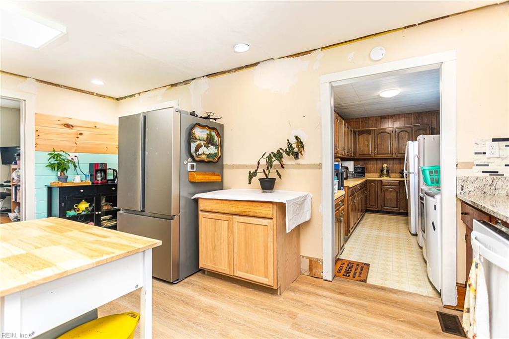 135 Mineral Spring RD