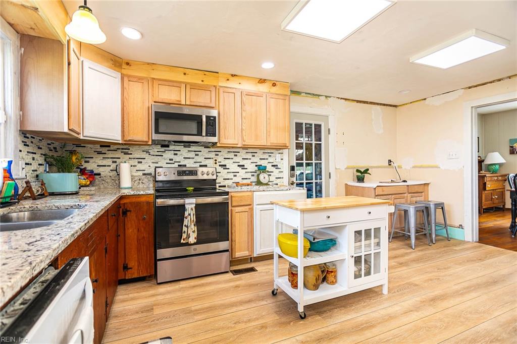 135 Mineral Spring RD