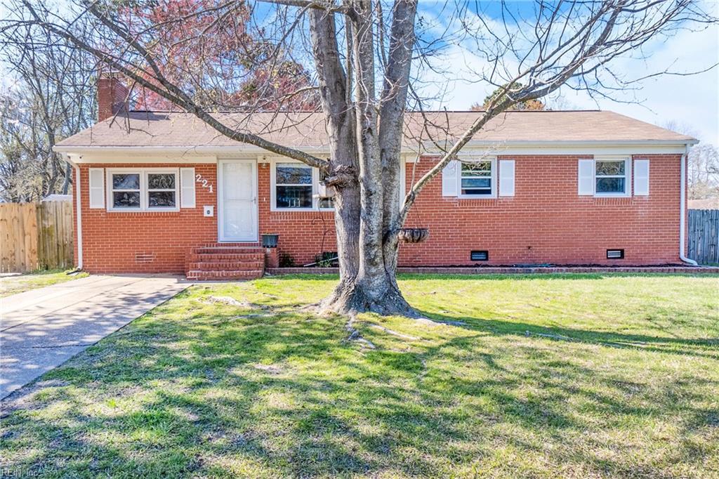 221 Driftwood RD