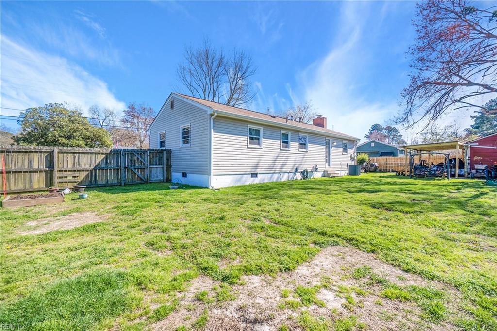 221 Driftwood RD
