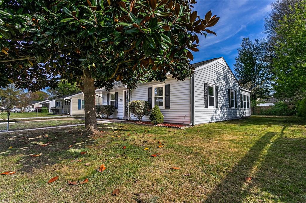 2431 Youngman RD