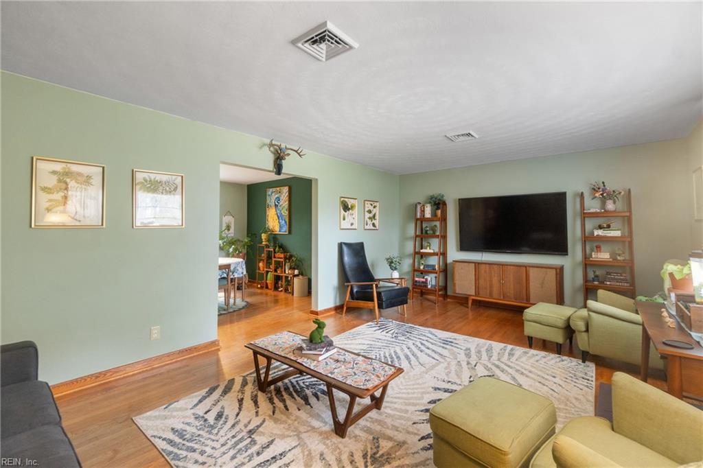 3801 Flowerfield CT