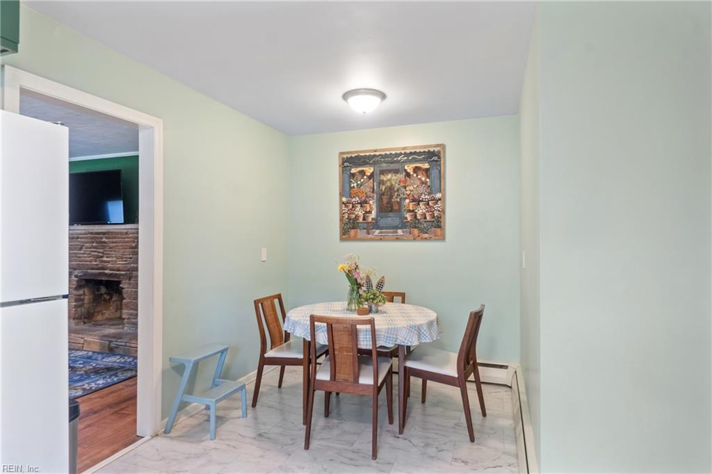 3801 Flowerfield CT