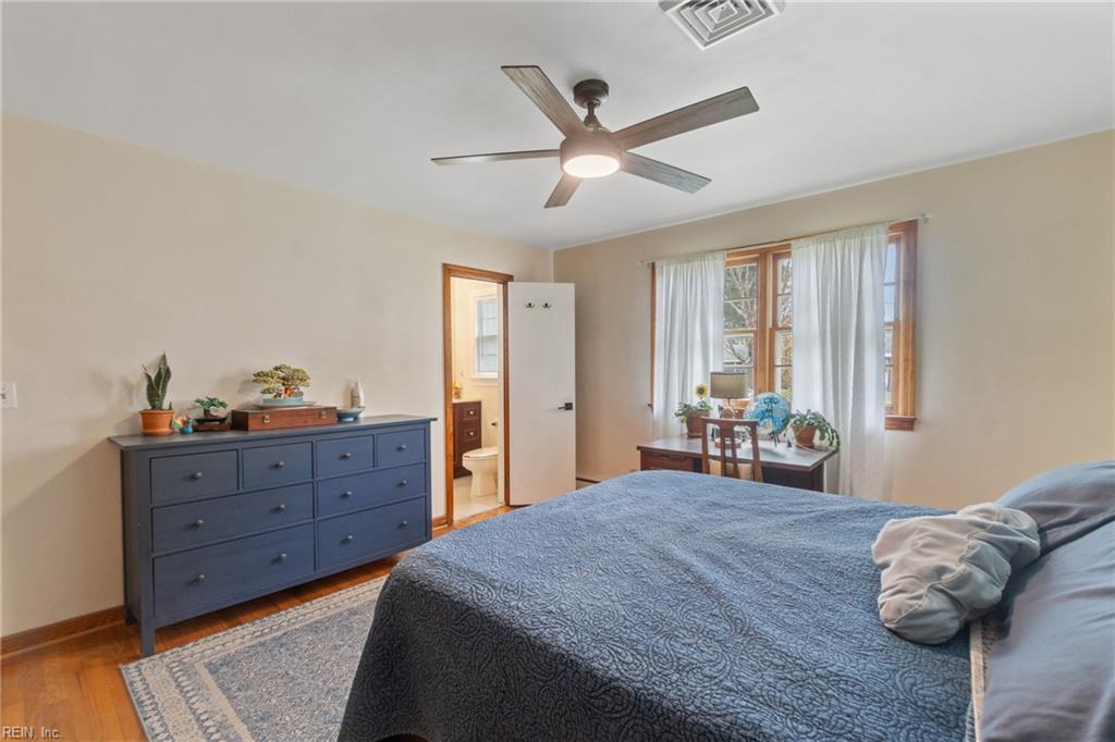 3801 Flowerfield CT