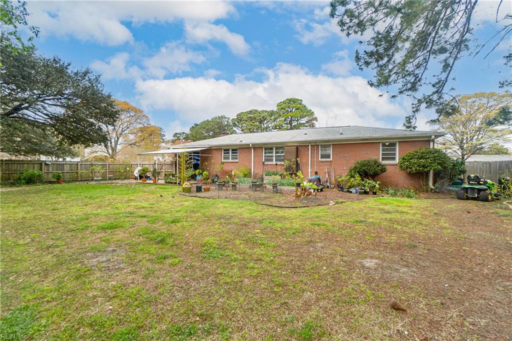 3801 Flowerfield CT