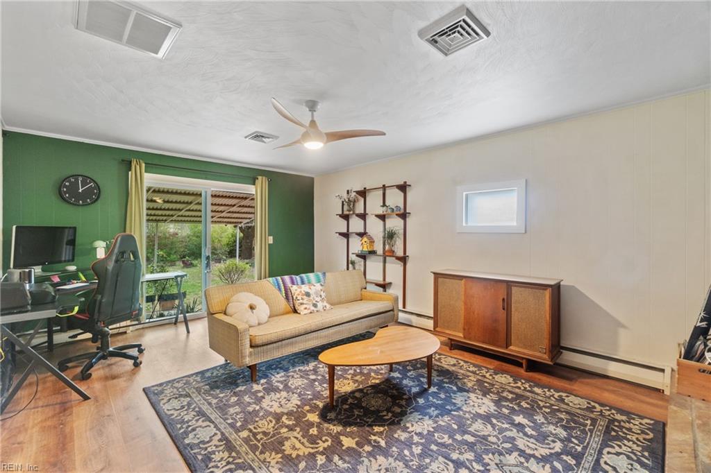 3801 Flowerfield CT