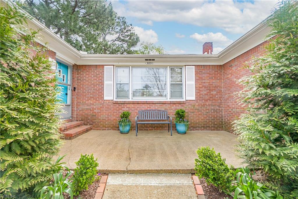 3801 Flowerfield CT
