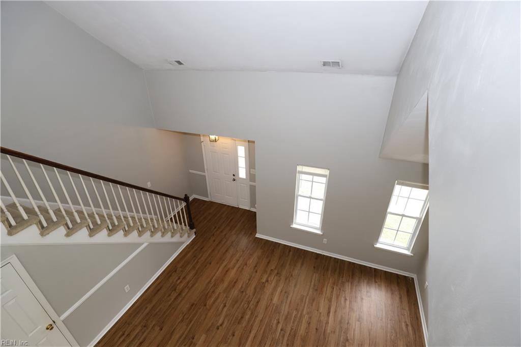 145 Dana DR