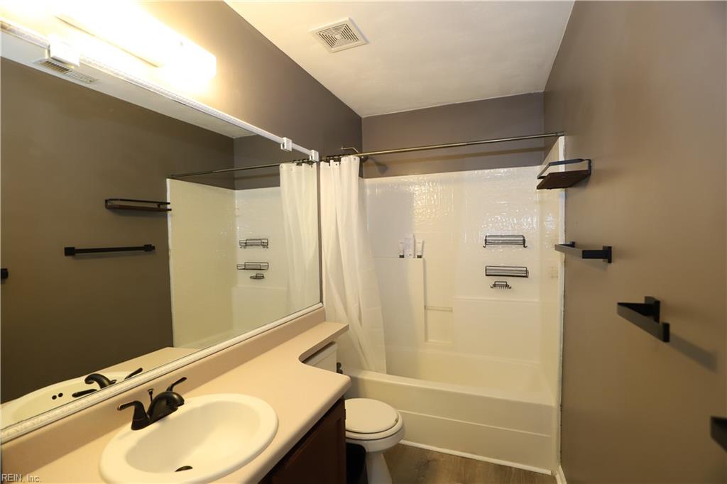 145 Dana DR
