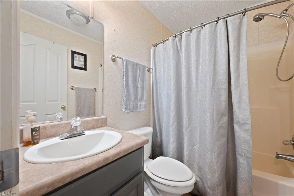 1308 Blue Jay DR