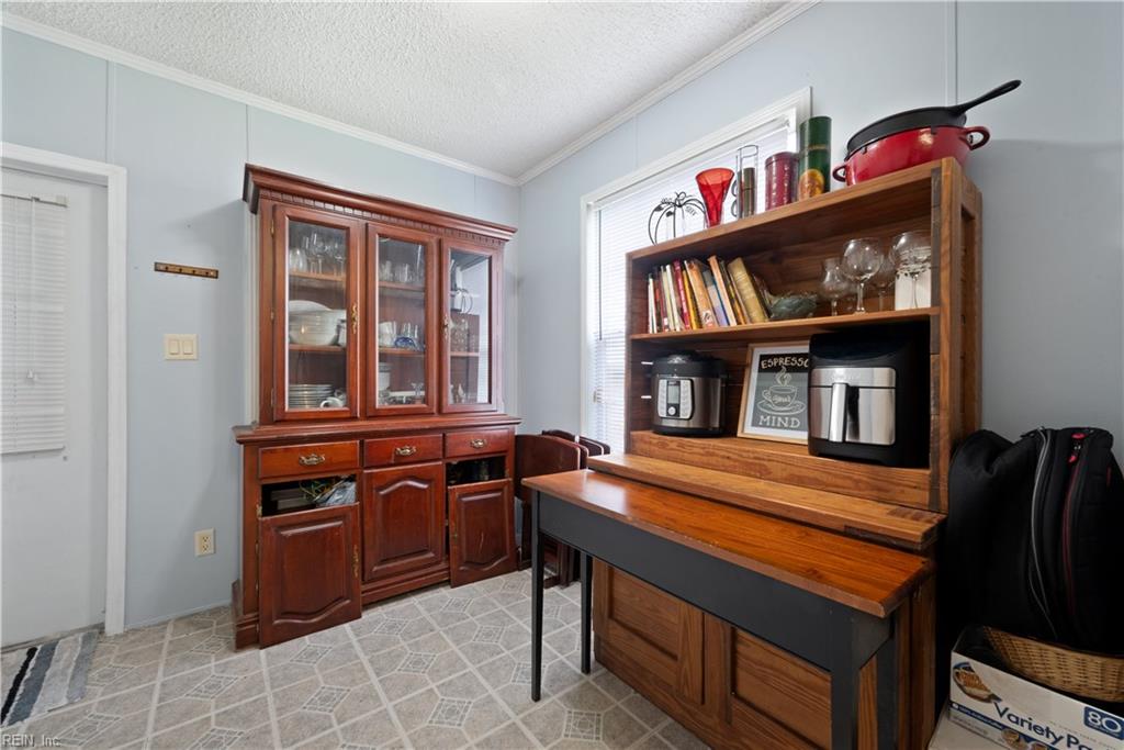 1308 Blue Jay DR