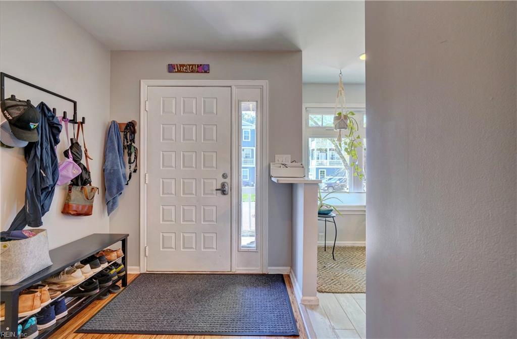 3726 Chesterfield AVE