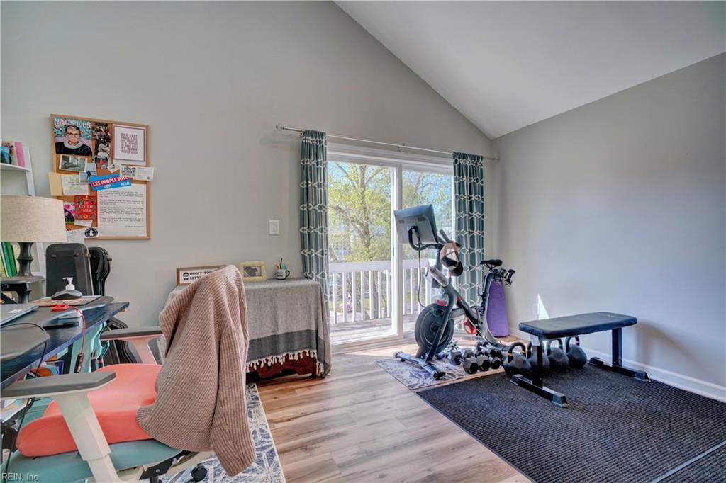 3726 Chesterfield AVE