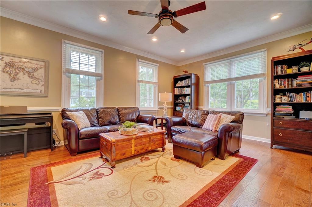 1828 Duke Of Norfolk QUAY