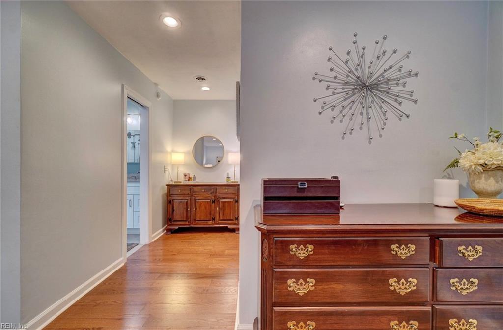 1828 Duke Of Norfolk QUAY