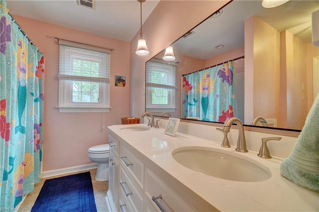 1828 Duke Of Norfolk QUAY