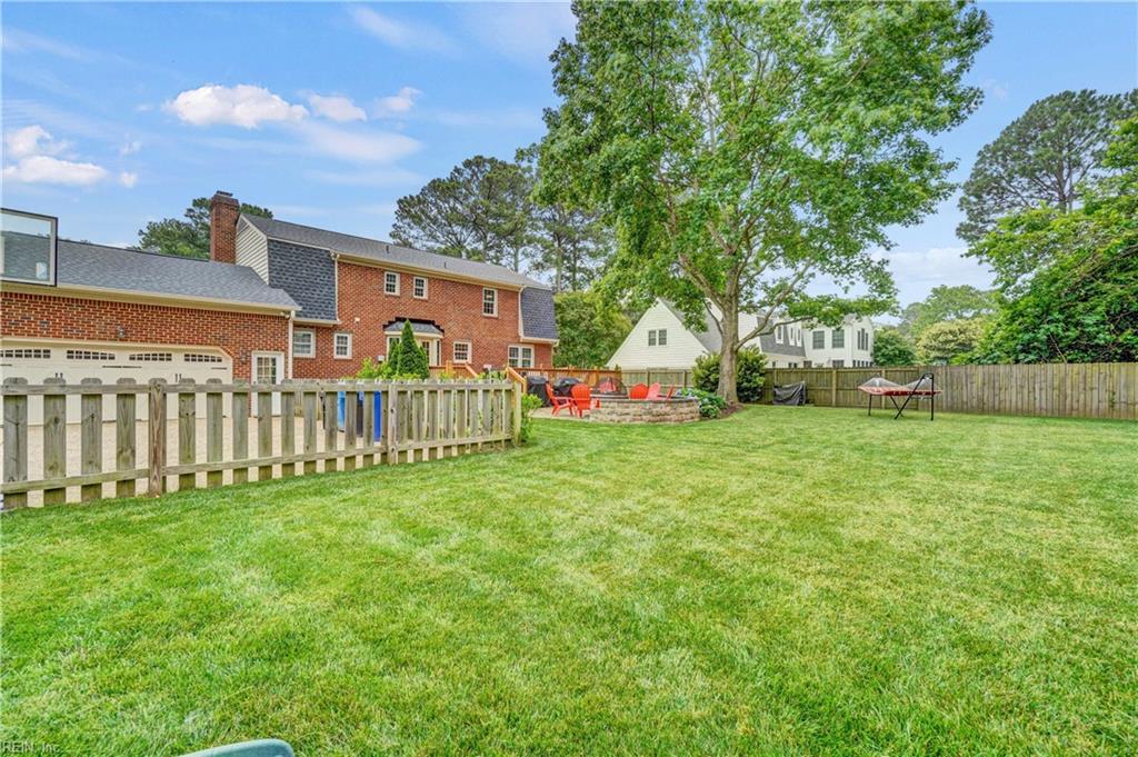 1828 Duke Of Norfolk QUAY