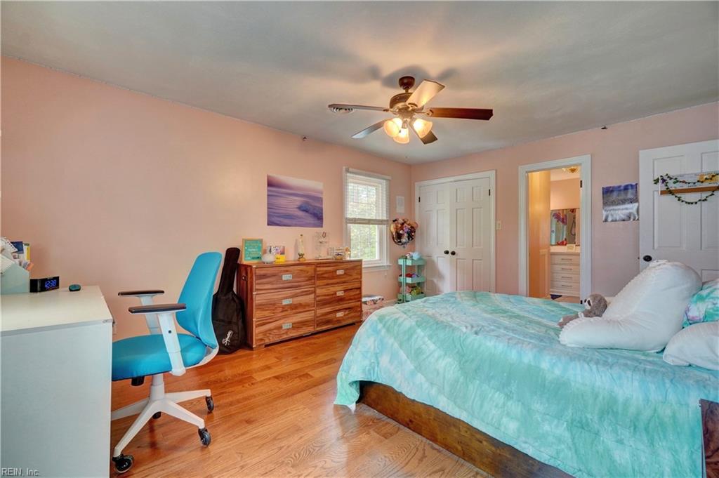 1828 Duke Of Norfolk QUAY