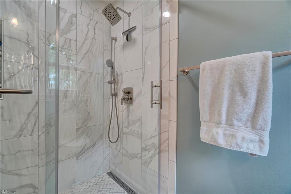 1828 Duke Of Norfolk QUAY