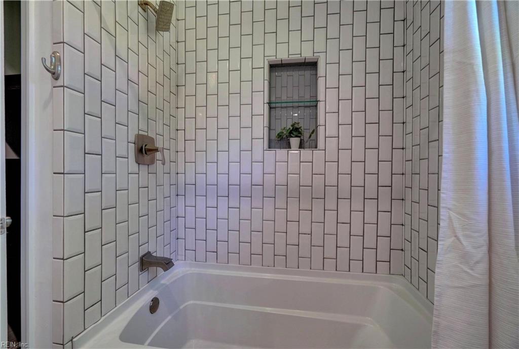 4200 Westchester CIR
