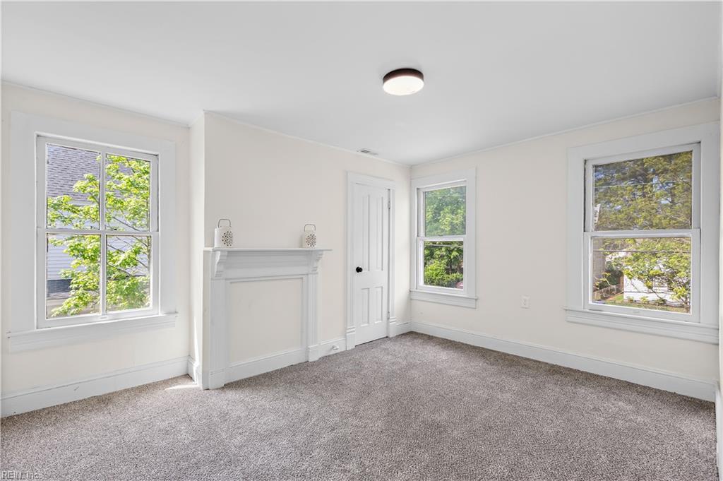 643 Mt Vernon AVE