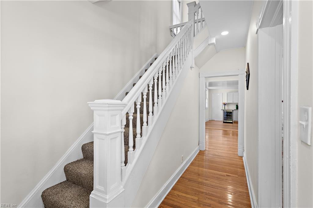 643 Mt Vernon AVE