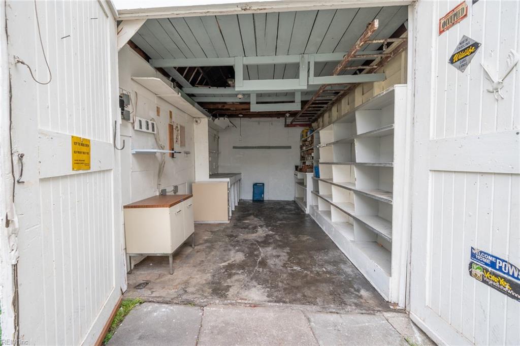 2114 Claremont AVE