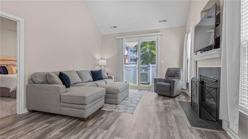 3812 Rittenberg CIR