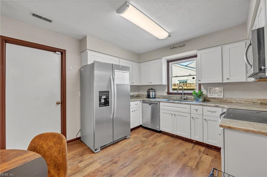 1041 Tealwood DR