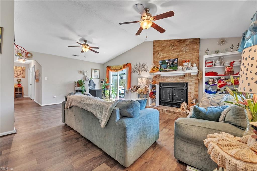 1041 Tealwood DR