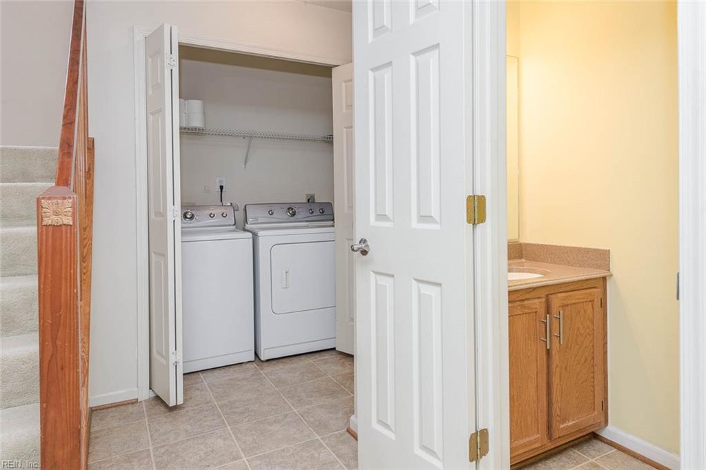 107 Ponsonby DR