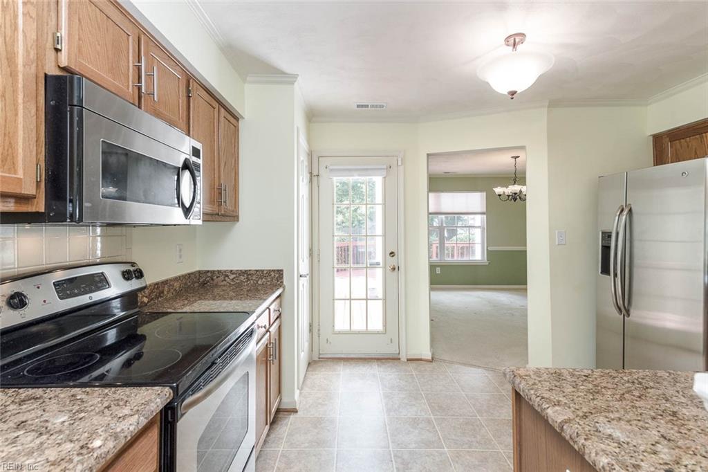 107 Ponsonby DR